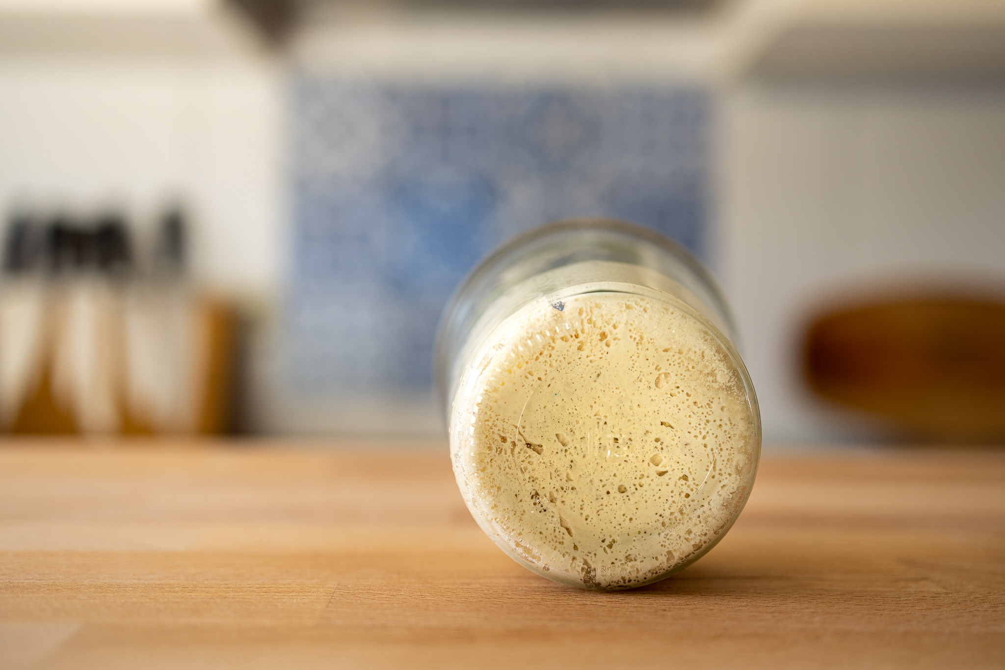 all-you-need-to-know-regular-sourdough-starter-vs-stiff-vs-liquid